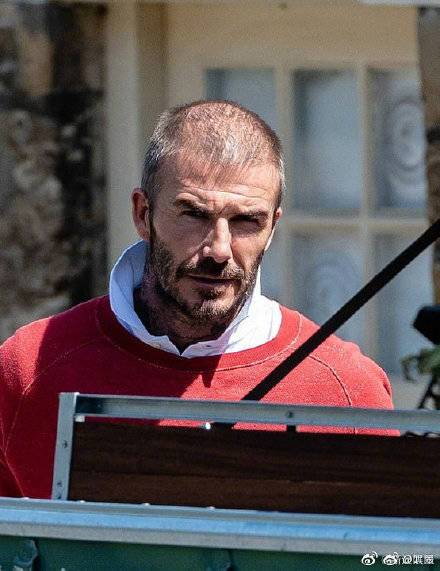 秃然来袭！时光对这位男神做了什么？贝克汉姆快秃头了