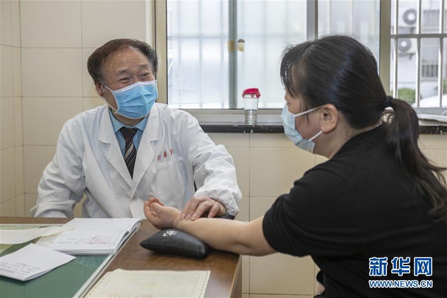 “履职与行医，都要精益求精”——全国政协委员吴焕淦履职记