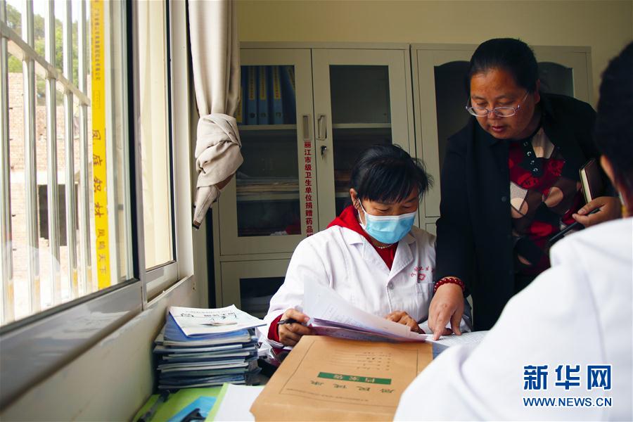 为百姓健康奔走——全国人大代表胡阿罗履职记