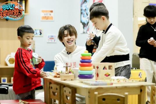 《师父！我要跳舞了》今日开播 3位师父15位萌娃街舞battle燃爆全场