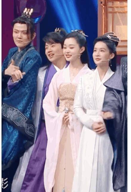 拿了女主剧本的郭麒麟上热搜是怎么回事-什么情况-终于真相了,原来是这样!