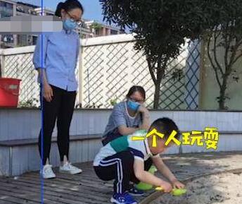 【赚到了】幼儿园复学全班只来了1人 2名女老师全程陪伴看护“小神兽”
