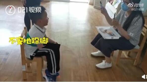 激动的心颤抖的手！幼儿园复学全班只来了1人 老师二对一全程陪伴