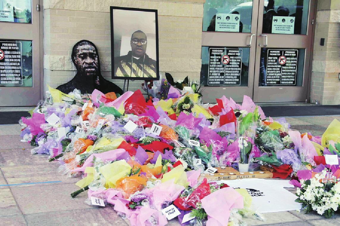 呼唤平等与正义--弗洛伊德葬礼在美国休斯敦举行