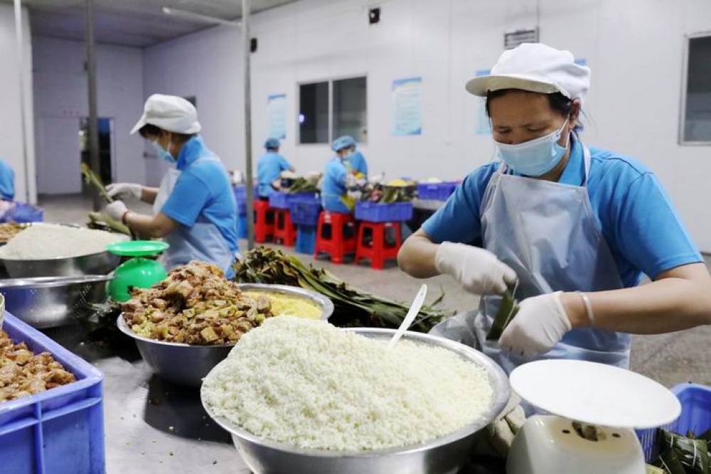 端午临近 粽子飘香助脱贫