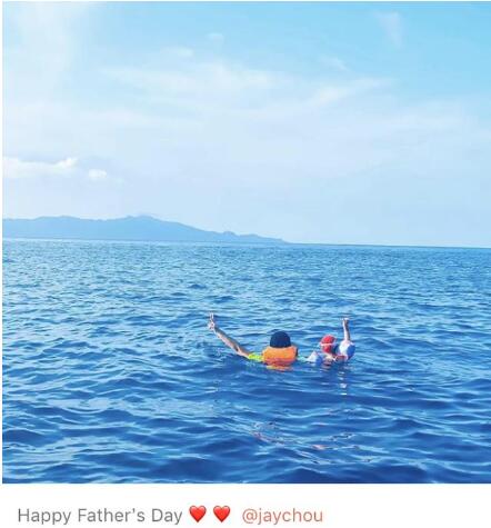 周杰伦带女儿游泳怎么回事?什么情况?终于真相了,原来是这样!