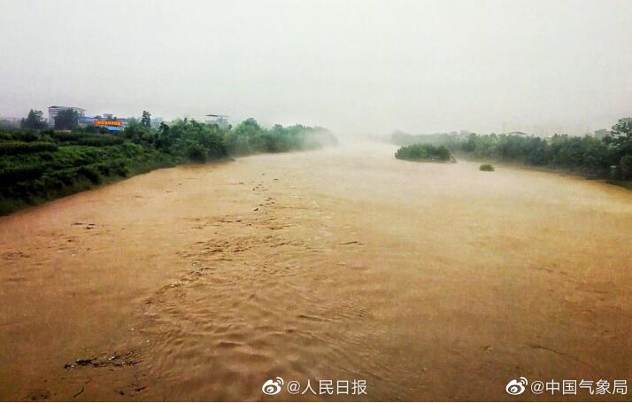 【气象预警】中央气象台已连发27天暴雨预警 近年少见持续27天预警