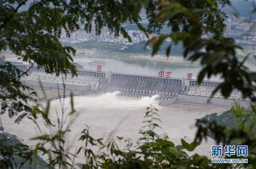 三峡工程今年首次泄洪 近期或迎新一轮洪水