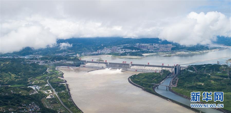 三峡工程今年首次泄洪 近期或迎新一轮洪水