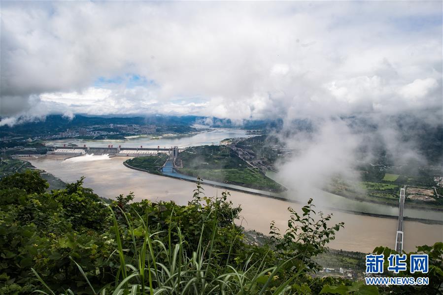 三峡工程今年首次泄洪 近期或迎新一轮洪水