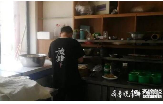 济南一饭店因卖凉菜被罚一万元！网友：卖个花生米咋还被罚了？
