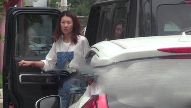 【好事将近?】王宝强和女友冯清同框现身 王宝强女友是谁 王宝强女友资料