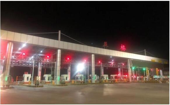 官方回应救灾车辆被收费,先收后退|官方回应救灾车辆被收费:先收后退 救援队救灾返程高速路被卡收近500元