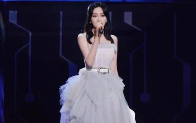 秦岚:我的子宫使不使用关你什么事|太敢说了！秦岚:我的子宫使不使用关你什么事