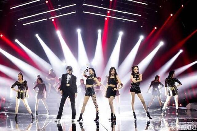 孟佳金莎王丽坤淘汰|冤不冤?孟佳金莎王丽坤淘汰，王霏霏抱着孟佳失声痛哭