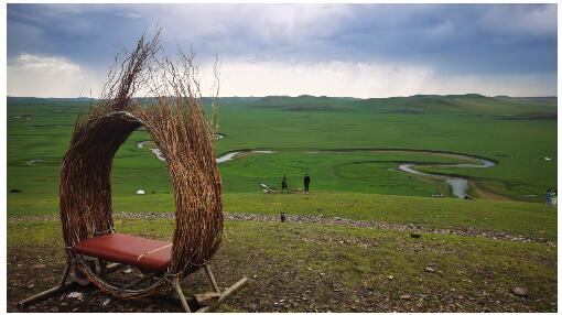 【幸福花开新边疆】离离原上泥作路 风吹草低心安处