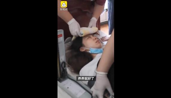 心疼！大连晕倒卫计专干身体已好转 希望尽快回一线抗疫
