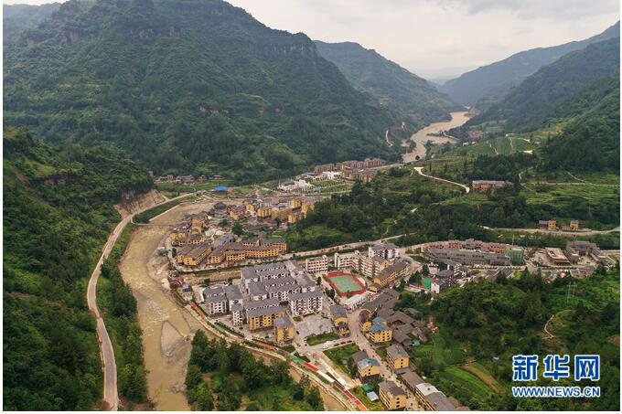 【你笑起来真好看】航拍重庆市石柱县中益乡新貌 美丽乡村“蝶变”进行时