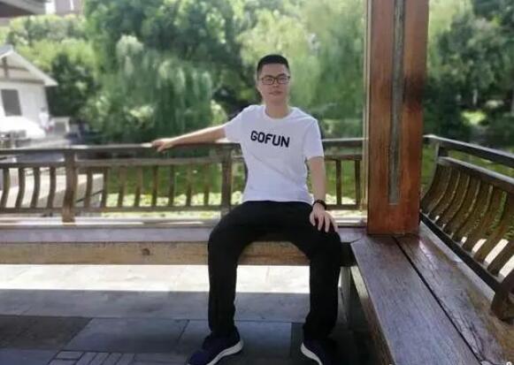 倒数第一考入清华 逆袭经验：不自暴自弃也不骄傲自满