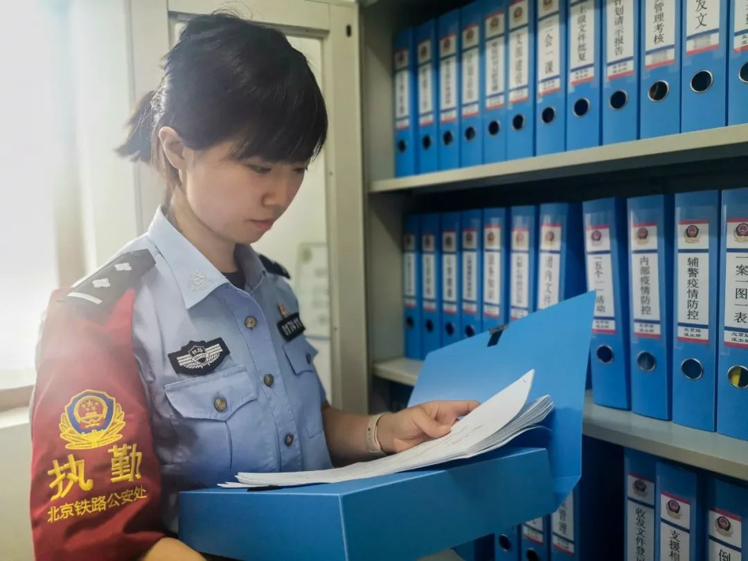 为济南这位姑娘人民警察——李安琪 , 点赞