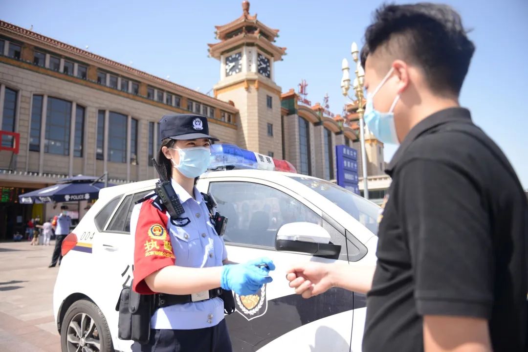 为济南这位姑娘人民警察——李安琪 , 点赞