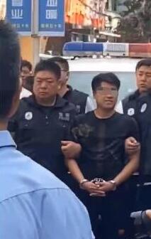 残忍至极!嵩县警方通报男子当街打死前女友最新消息,详情画面曝光