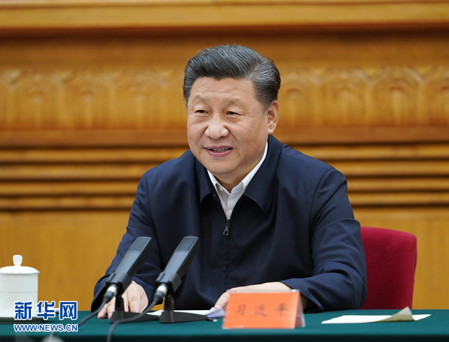 战“疫”时刻,习近平的10个暖人瞬间