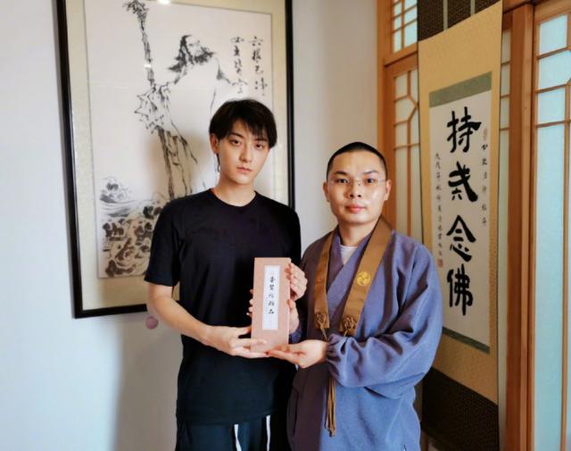 黄子韬八月曾为父亲祈福什么情况?终于真相了,原来是这样!