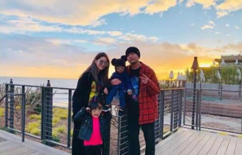 周杰伦吃醋昆凌帮别人加油|周杰伦吃醋昆凌帮别人加油 有点甜是怎么回事？