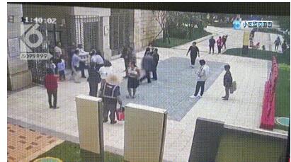 昆明一保安与女业主打三场架是怎么回事?什么情况?终于真相了,原来是这样!