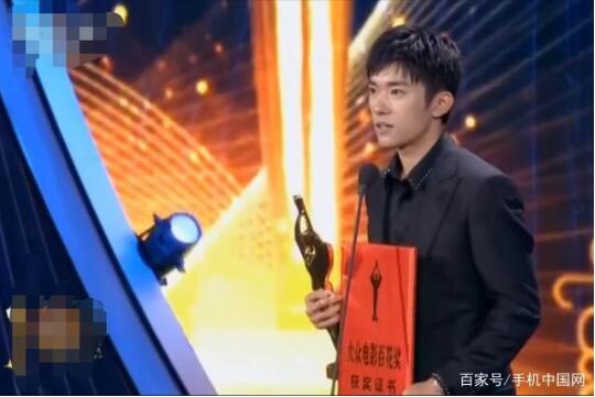 易烊千玺获百花奖最佳新人奖|实至名归！易烊千玺获百花奖最佳新人奖