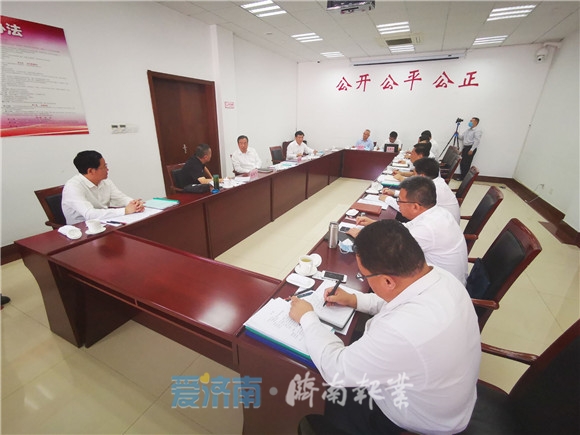 孙立成在接待群众来访时强调 要把人民群众的利益放在首位用心用情用力做好信访工作