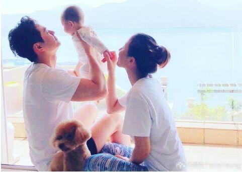 【吃瓜围观】杨怡罗仲谦夫妇宣布改名，为什么要改名？新名字是什么？