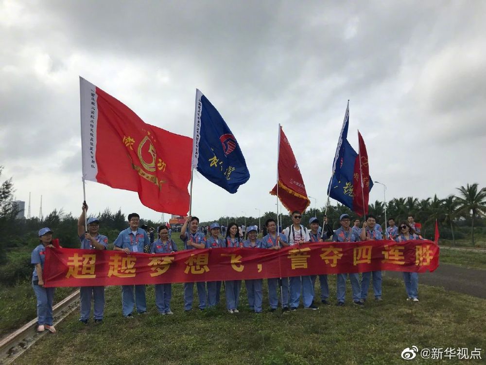 “长五”送“嫦五”，出征!