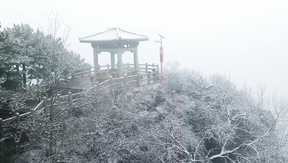 济南迎来今冬首场降雪