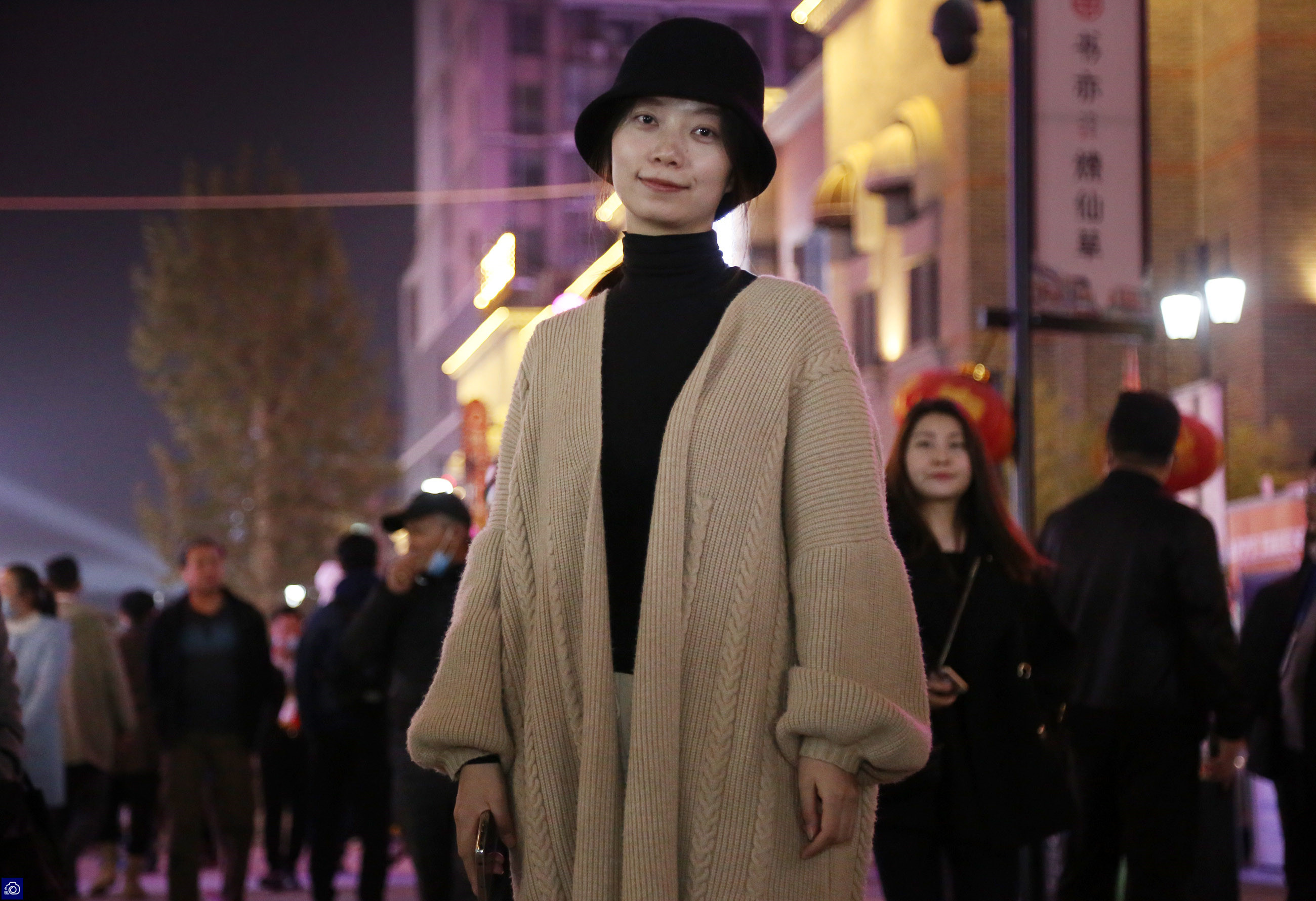 这条街60年前就是网红地,升级改造后更火了,漂亮女孩排队打卡