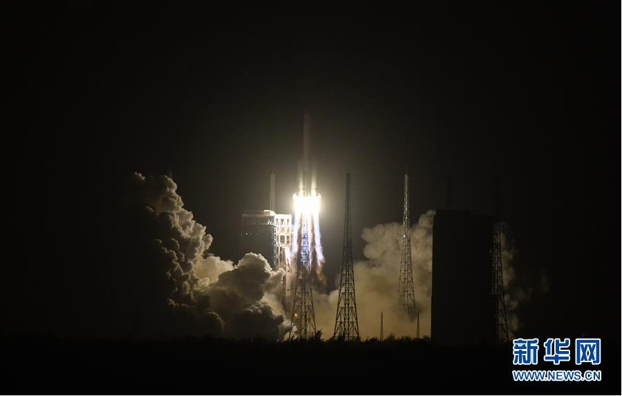 嫦娥五号探测器成功发射 开启我国首次地外天体采样返回之旅