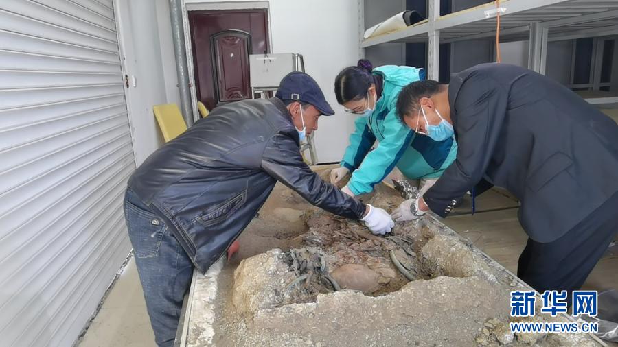 西藏考古首次实现千年吐蕃墓葬整体搬迁