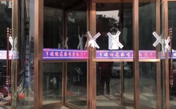 沉默的真相!未成年女生被诱导陪酒校长被免职 被谁诱骗去的？