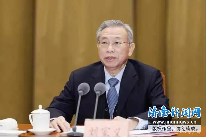 山东举行双拥模范城(县)命名暨双拥模范单位和个人表彰大会