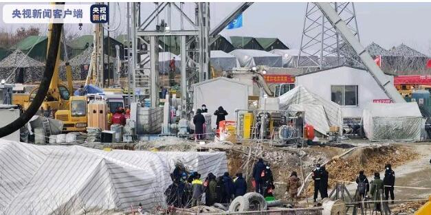 栖霞笏山金矿4中段发现多名被困矿工，正陆续升井！