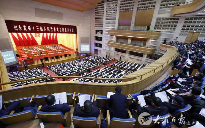 奋力实现“十四五”良好开局 以优异成绩庆祝建党100周年 省十三届人大五次会议隆重开幕 刘家义主持 李干杰作政府工作报告 付志方杨东奇出席