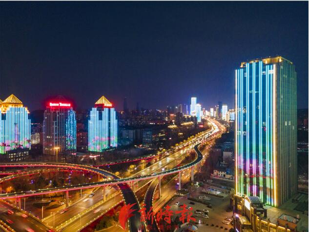 济南东城流光溢彩，如诗如画