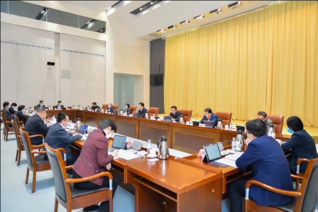 市纪委常委会召开会议传达学习有关会议精神