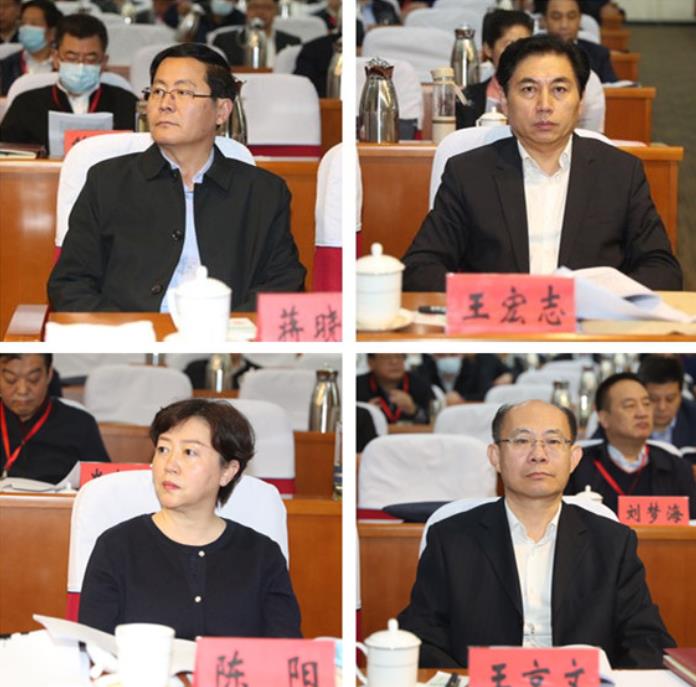 市委理论学习中心组举办专题读书班 孙立成孙述涛边祥慧参加结业式