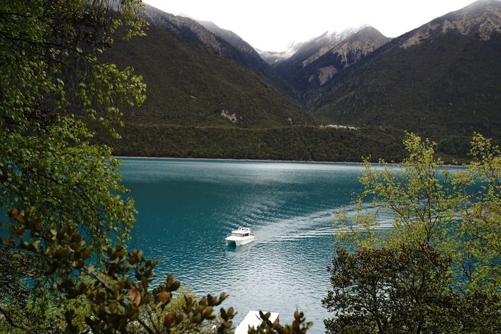 沿着高速看中国