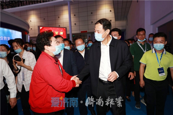2021年职业教育活动周全国启动仪式暨全国职业院校技能大赛在济开幕 李干杰孙尧出席并致辞