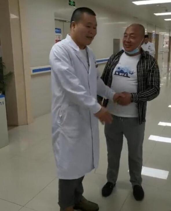 医院分鹏！四川一医生被误认成岳云鹏，女儿都分不清【图】