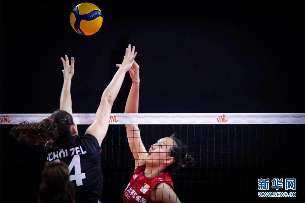 中国女排3:2战胜德国队上演大逆转