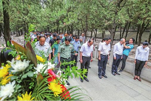 47名济南战役烈士从西徐马烈士陵园迁往英雄山革命烈士陵园 英灵“归队”,长眠英雄山